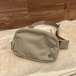 Lululemon Khaki crossbody belt bag